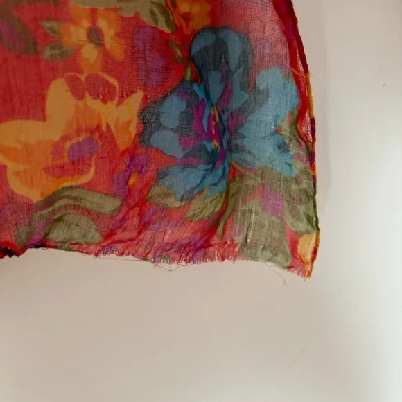 Floral Red Scarf - Picture 4 of 5